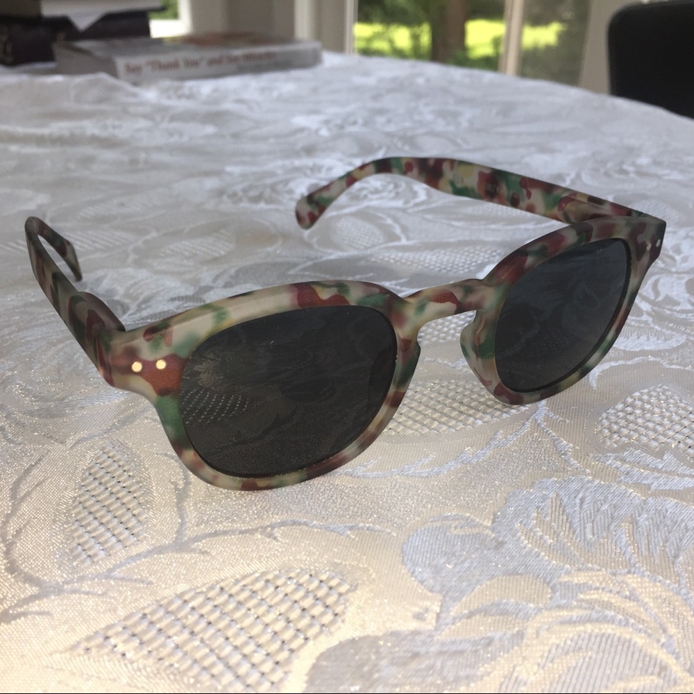 Izipizi brand new sunglasses